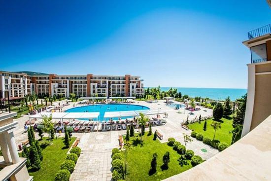 Prestige Fort Beach - Premium Apartments Sveti Vlas Exteriör bild