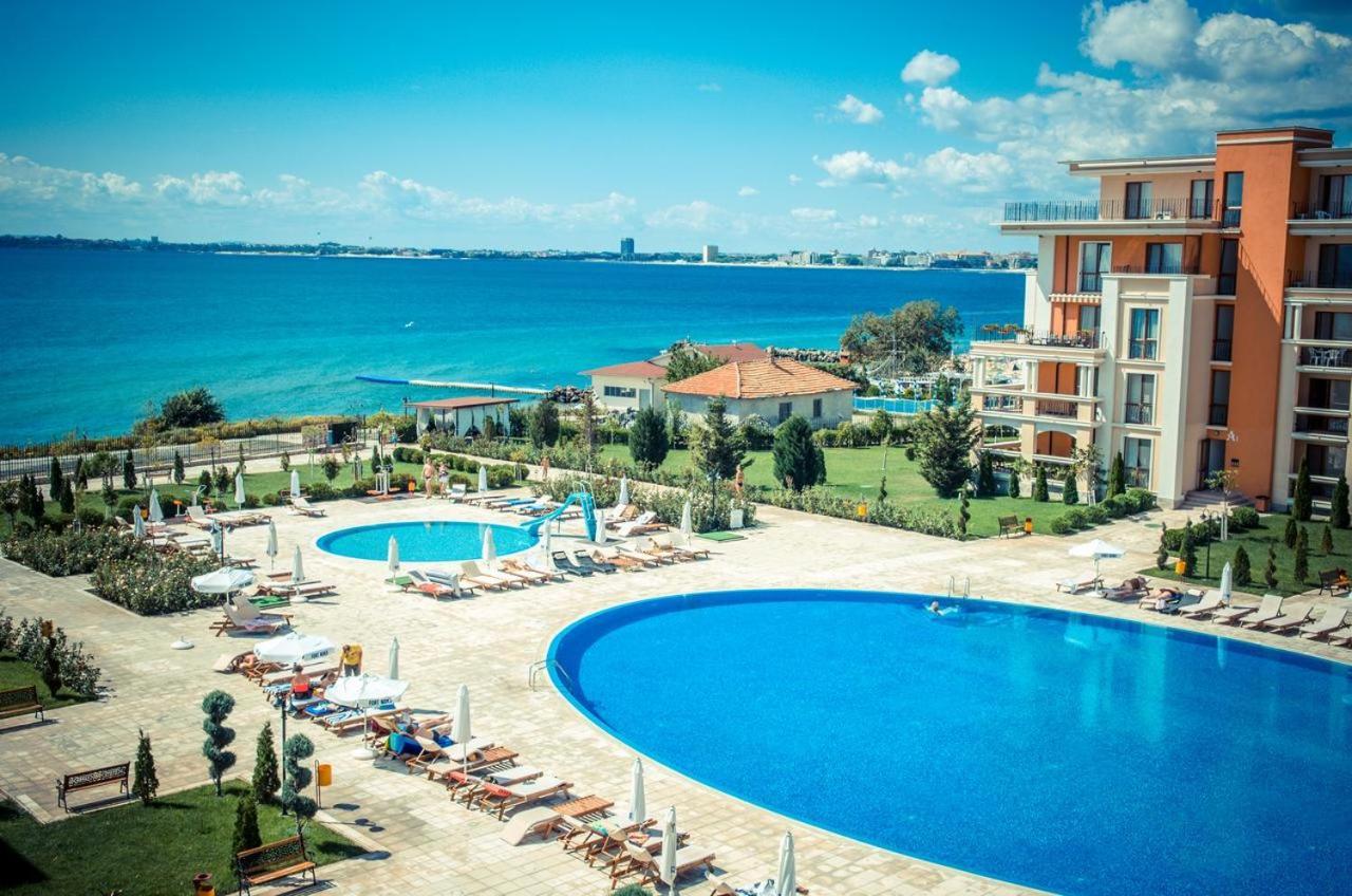 Prestige Fort Beach - Premium Apartments Sveti Vlas Exteriör bild