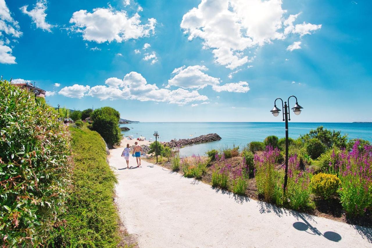 Prestige Fort Beach - Premium Apartments Sveti Vlas Exteriör bild