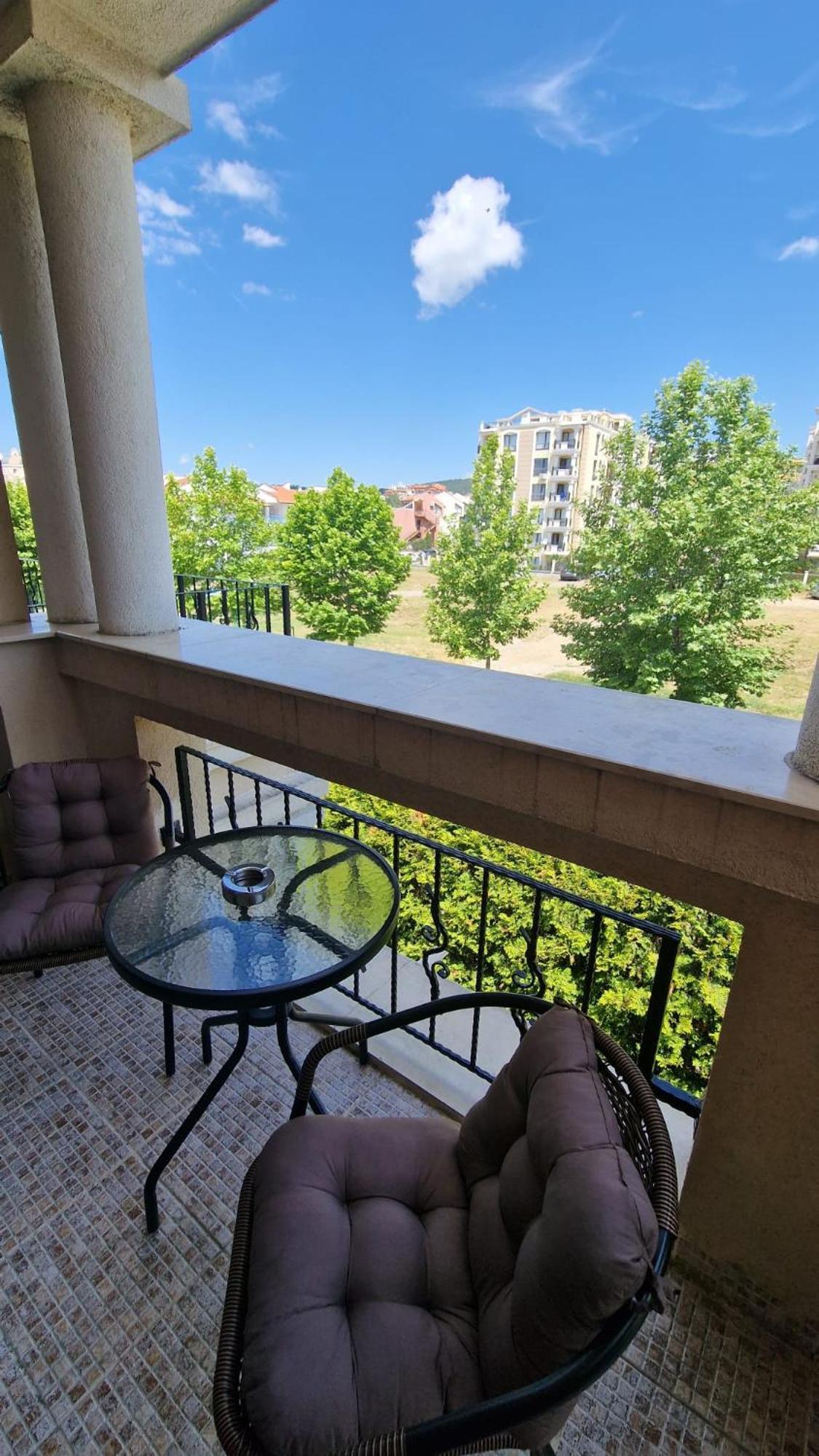 Prestige Fort Beach - Premium Apartments Sveti Vlas Rum bild